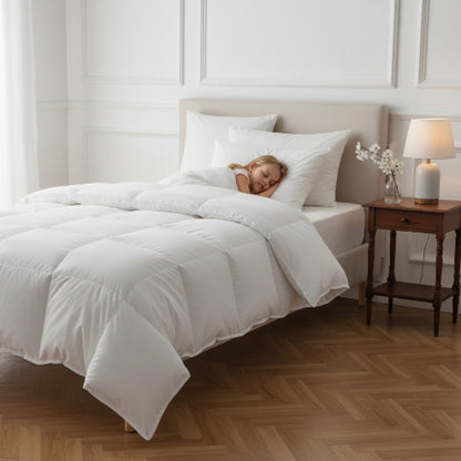 Couette 1 personne lit fillette endormie