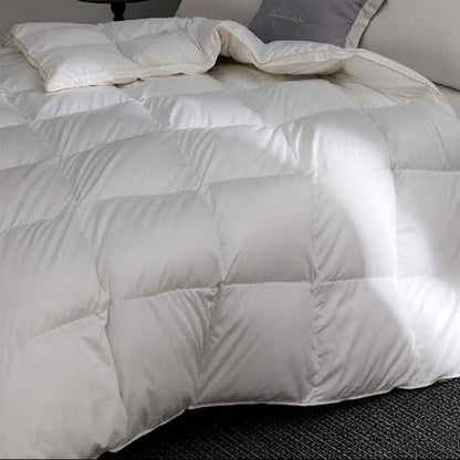 Couette 260x240 pur oie lit vue de côté