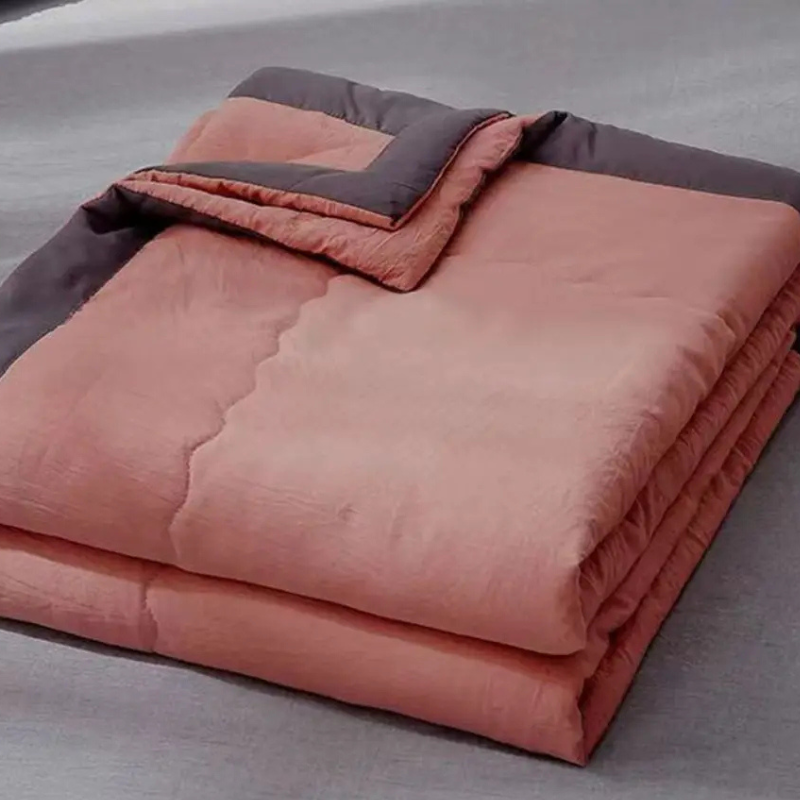 Couverture rafraîchissante rose saumon gros plan
