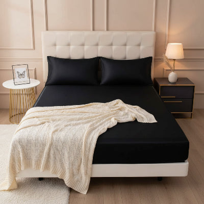 Drap housse noir satiné avec taies d'oreillers-plaid