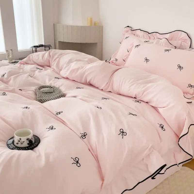 Housse de couette 260 x 240 rose broderie rubans vue angle