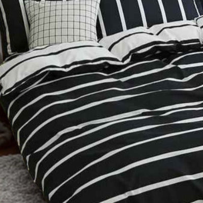 Housse de couette en 220 x 240 réversible rayures noires blanches agrandie