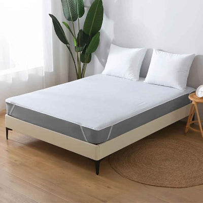 Protège matelas imperméable blanc plante descente de lit