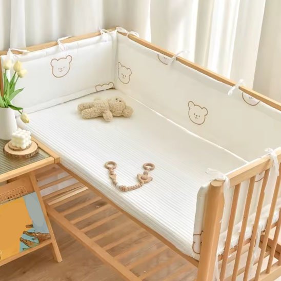 Tour de lit bébé blanc tête ourson
