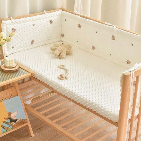 Tour de lit bébé ourson peluche lit
